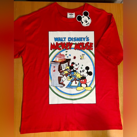 Disney Tops - Disney Mickey Mouse T-shirt